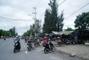 Ám ảnh chợ tạm, người dân ‘gõ cửa’ khắp nơi xin xóa bỏ
