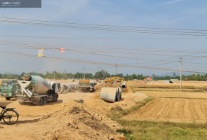Khu phố chợ Chiên Đàn 