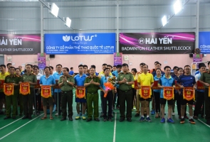 Hơn 200 vận động viên tham dự giải Cầu lông lực lượng công an